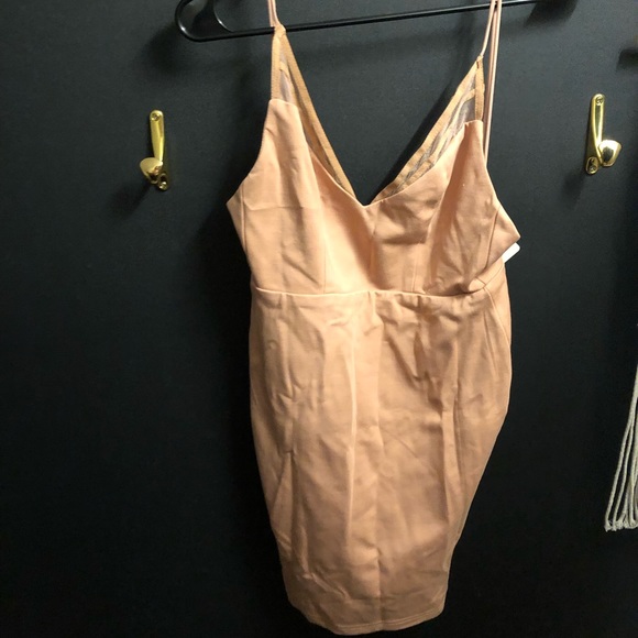 Never worn Hello Molly Peta Dress Tan - Picture 3 of 7